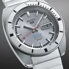 Seiko 5 Sports Heritage Design Re-Creation “Ash blue” Limited Edition orologio da uomo impostato SRPL03K1