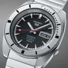 Seiko 5 Sports Heritage Design Re-Creation “Pepper black” Limited Edition orologio da uomo impostato SRPL05K1